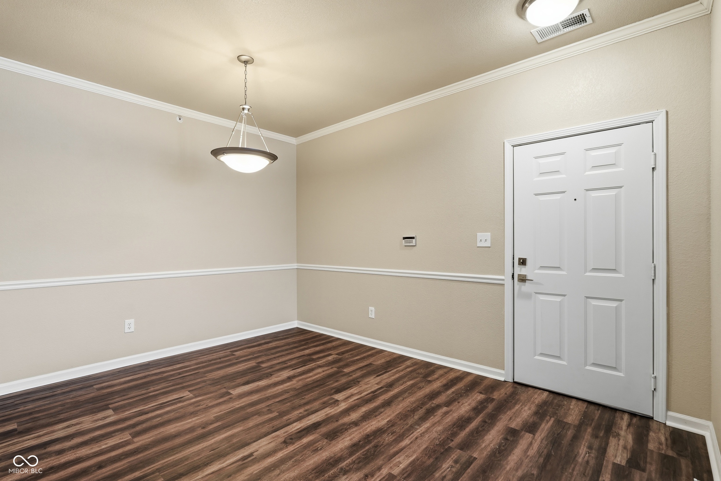 12833 Tradd Street, Unit 2A Carmel, IN 46032 - Photo 8 of 38