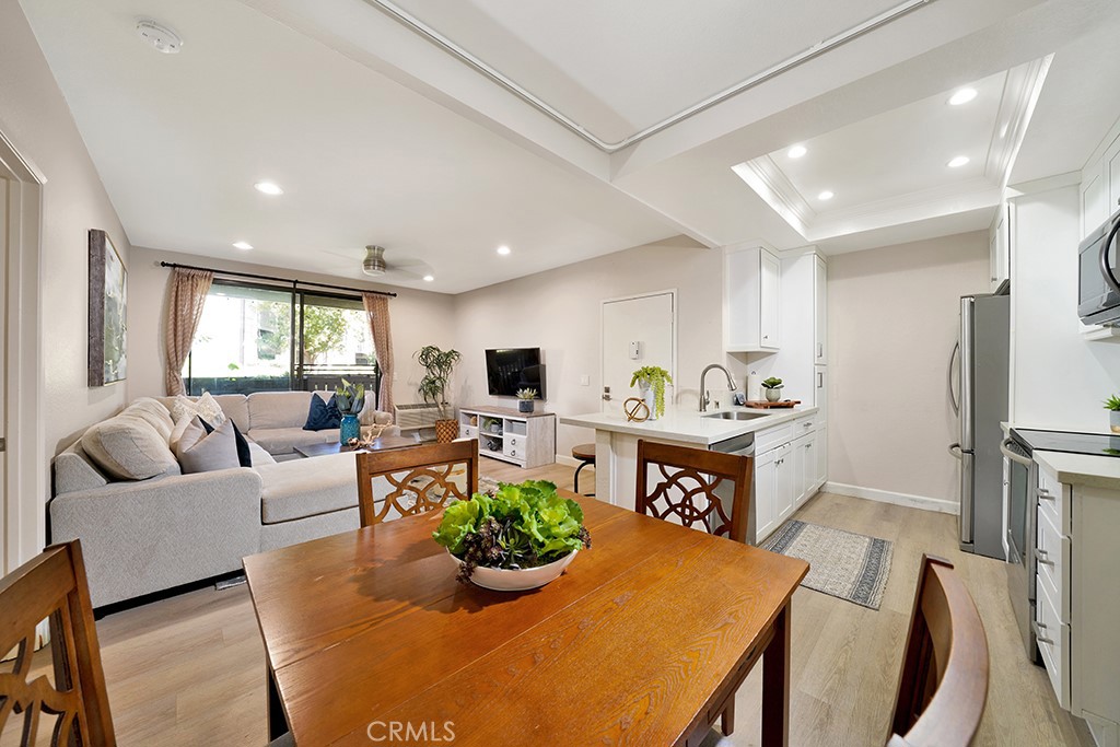 20702 El Toro Road, Unit 397 Lake Forest, CA 92630 - Photo 3 of 11 Dining area adjacent to the kitchen