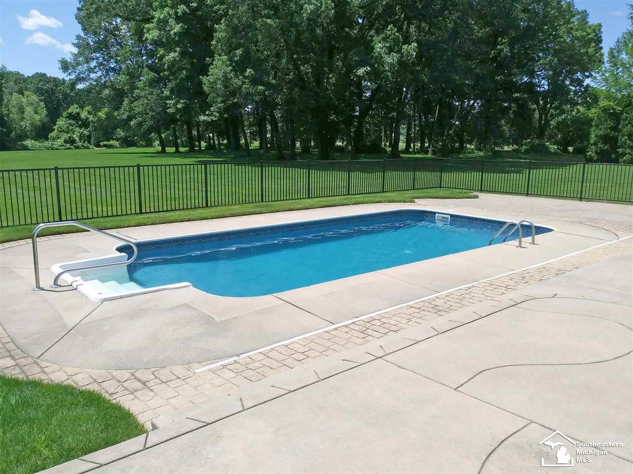 3093 West Erie Road Temperance, MI 48182 - Photo 3 of 20