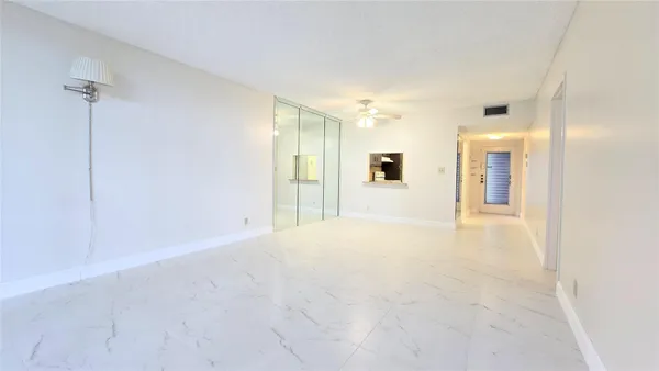 $1,500 | 8421 Lagos De Campo Boulevard, Unit 106, Tamarac, FL 33321