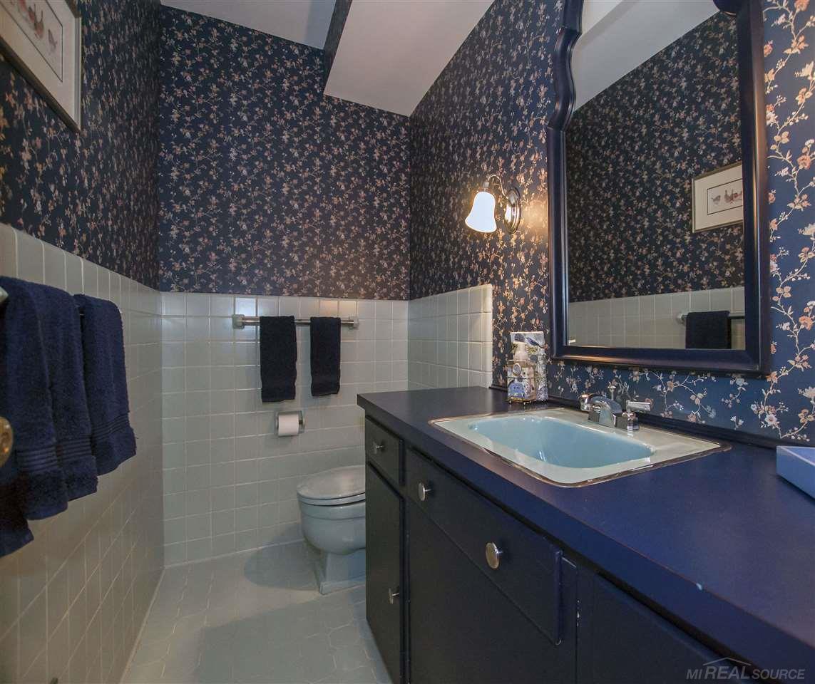 61 North Deeplands Road Grosse Pointe Shores, MI 48236 - Photo 30 of 52