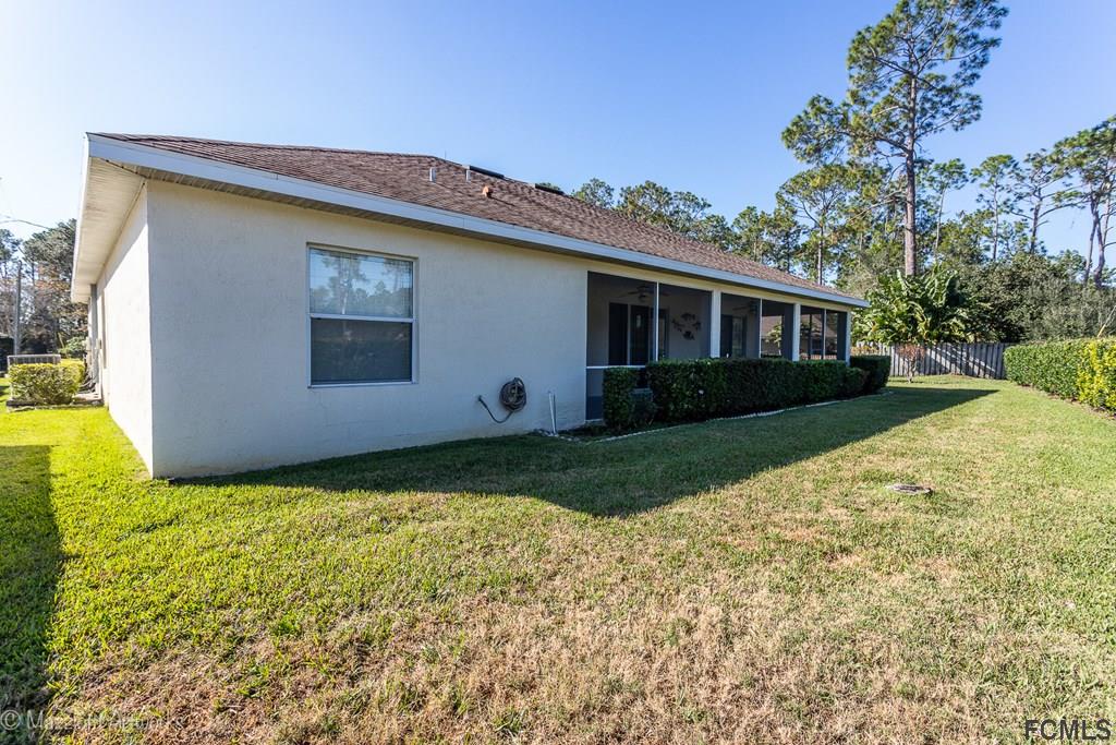 10 Eagle Place Palm Coast, FL 32164 - Photo 28 of 34 Rear View