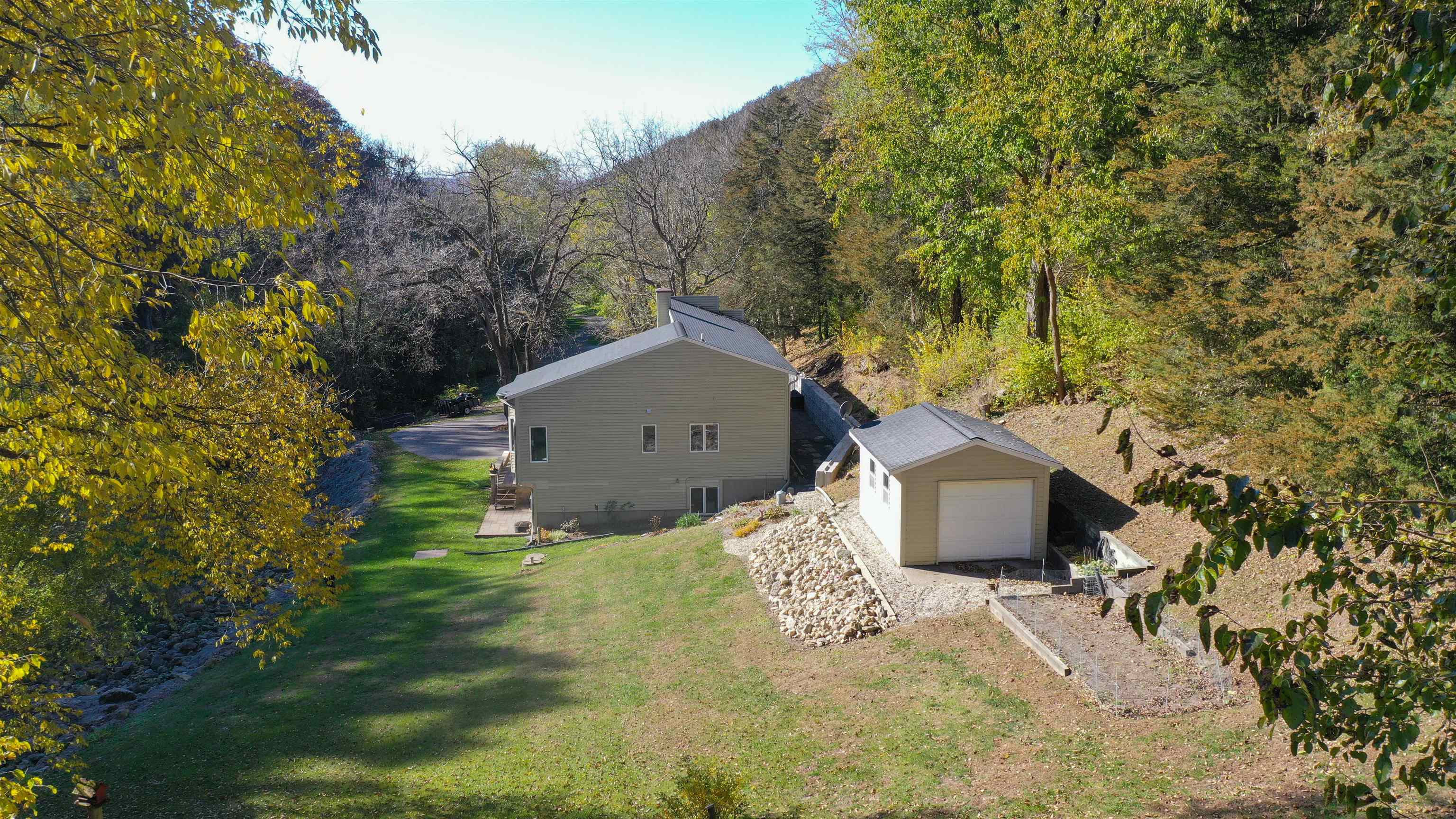 62834 Collins Lane Prairie du Chien, WI 53821 - Photo 36 of 39