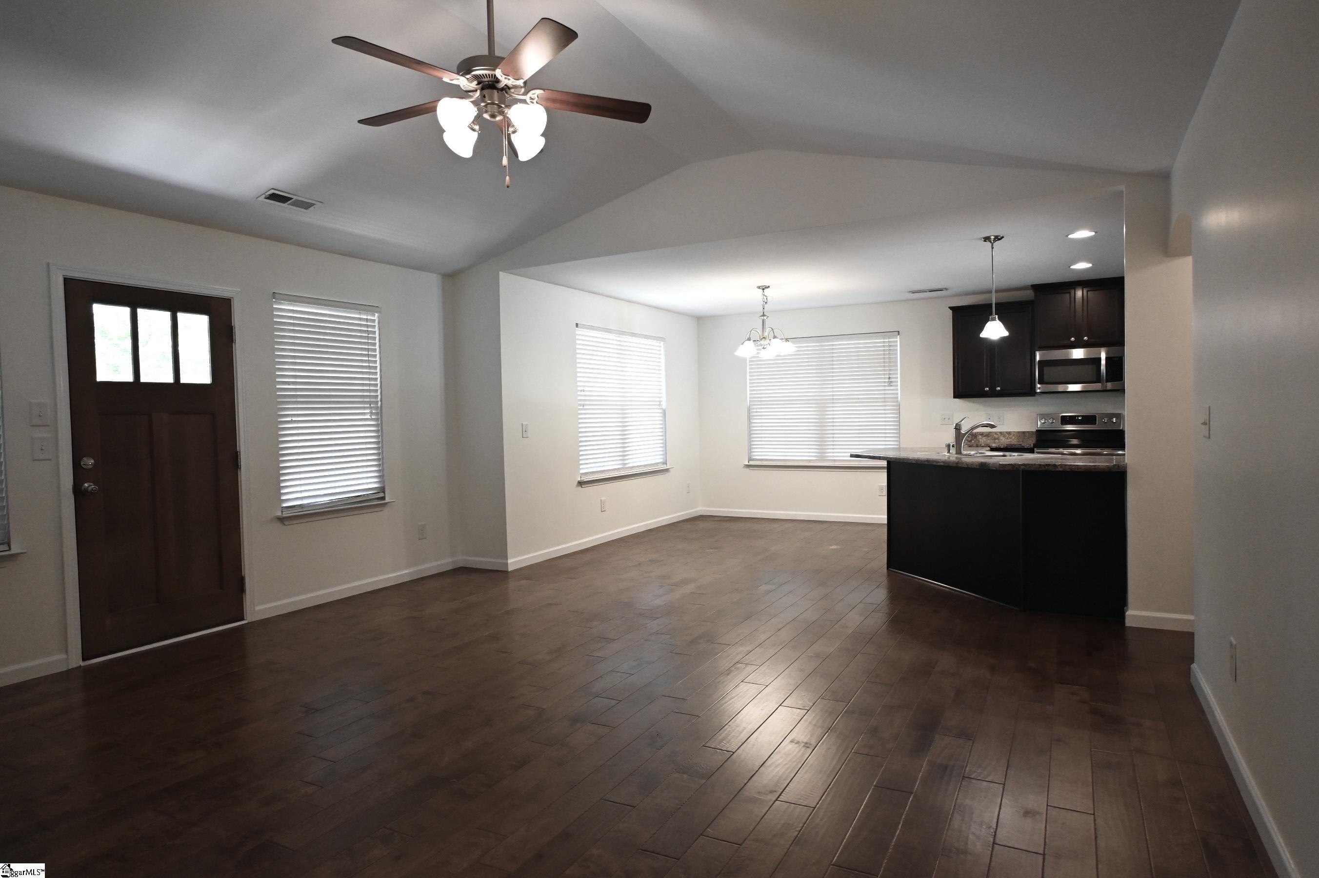 224 Goodwin Road Travelers Rest, SC 29690 - Photo 10 of 28
