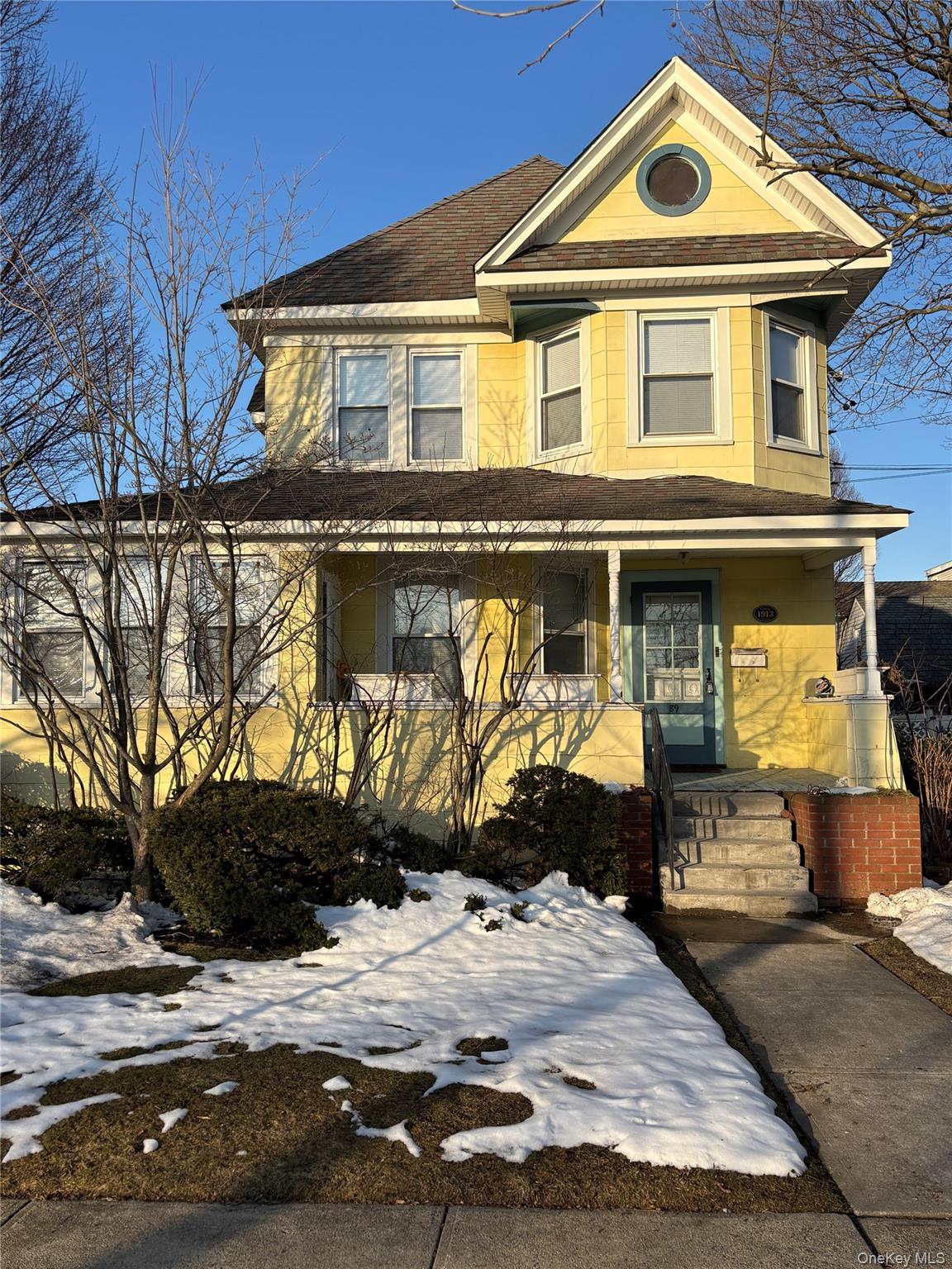89 Marion Street, Unit 2 Lynbrook, NY 11563 - Photo 1 of 1