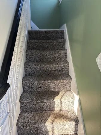 $2,350 | 89 Marion Street, Unit 2, Lynbrook, NY 11563