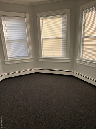 $2,350 | 89 Marion Street, Unit 2, Lynbrook, NY 11563