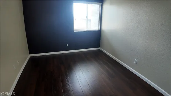 a close view of sink and tap