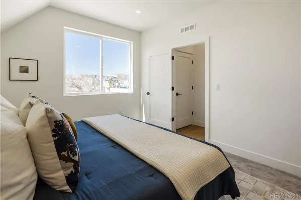 $3,500 | 3620 West 12th Avenue, Denver, CO 80204