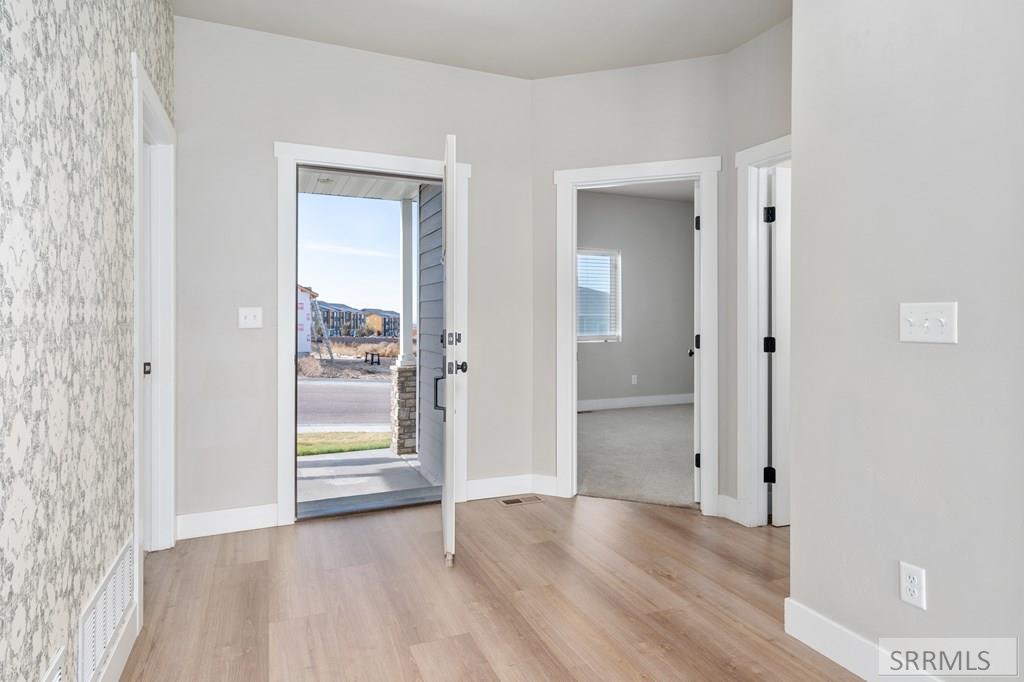 2598 Saunter Lane Pocatello, ID 83201 - Photo 5 of 52