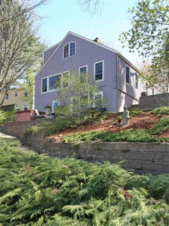 8 Kingsbury Road Norfolk, MA 02056 - Photo 5 of 24 Gallery Image 5