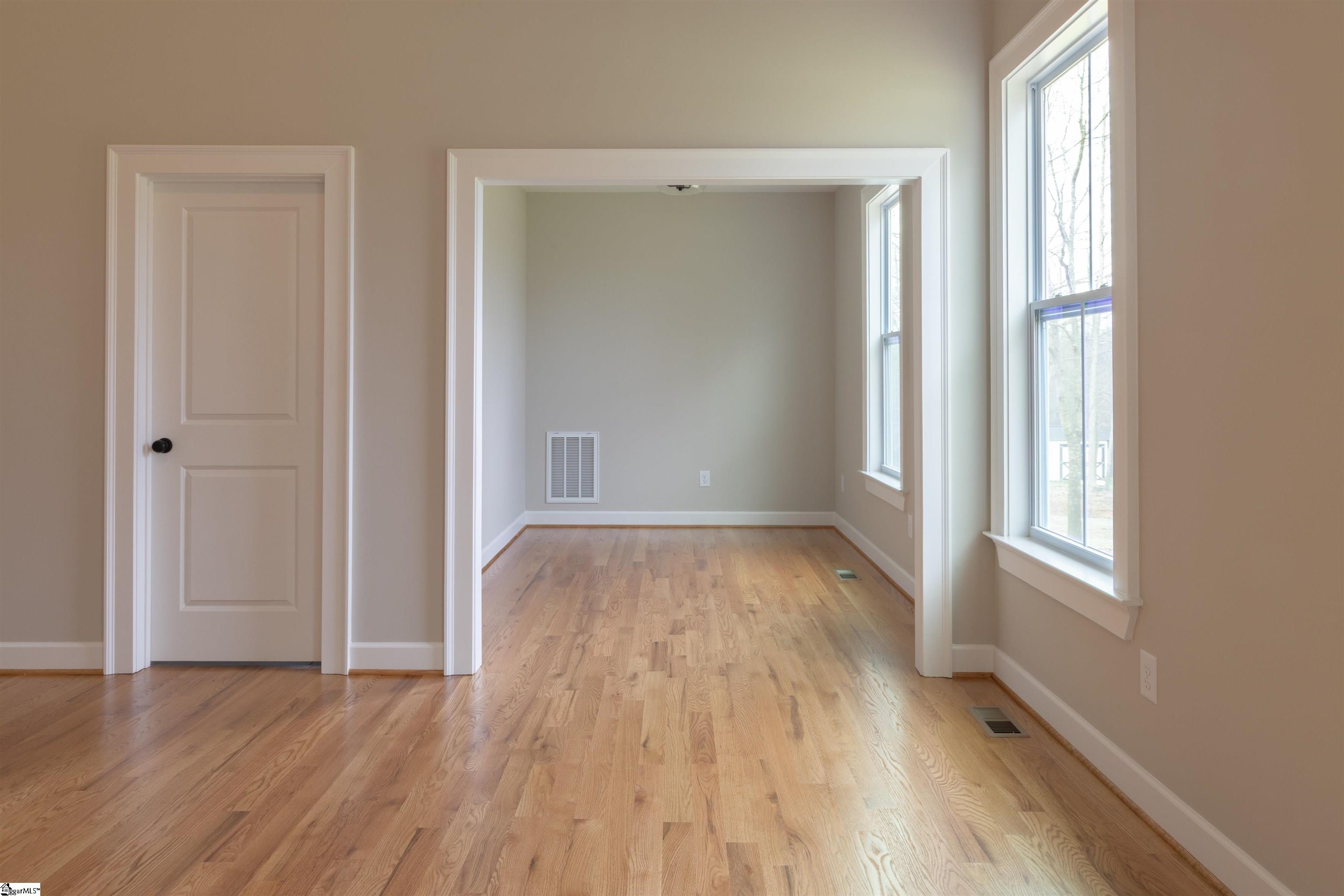 409 Plevin Way Pelzer, SC 29669 - Photo 14 of 36