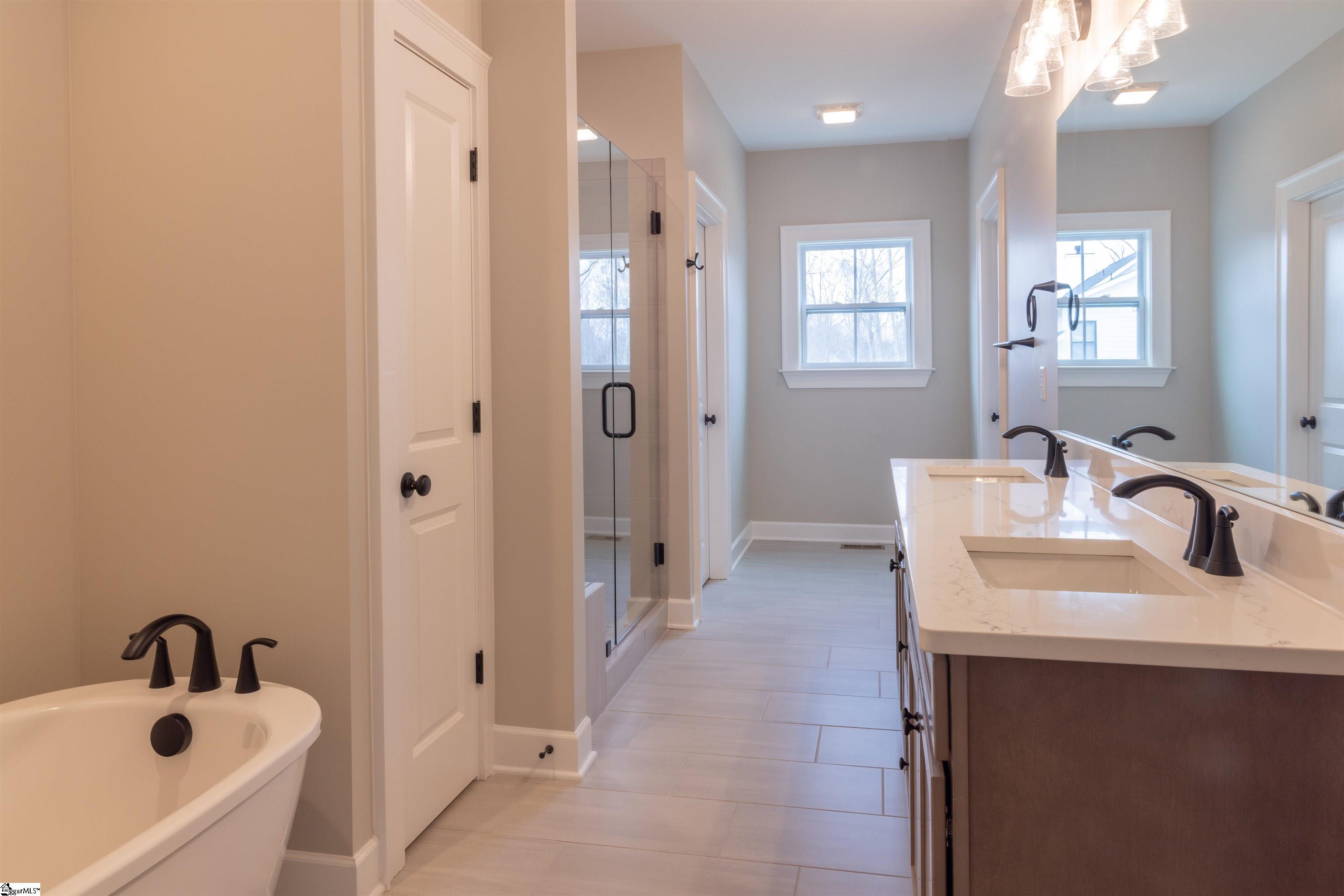 409 Plevin Way Pelzer, SC 29669 - Photo 16 of 36