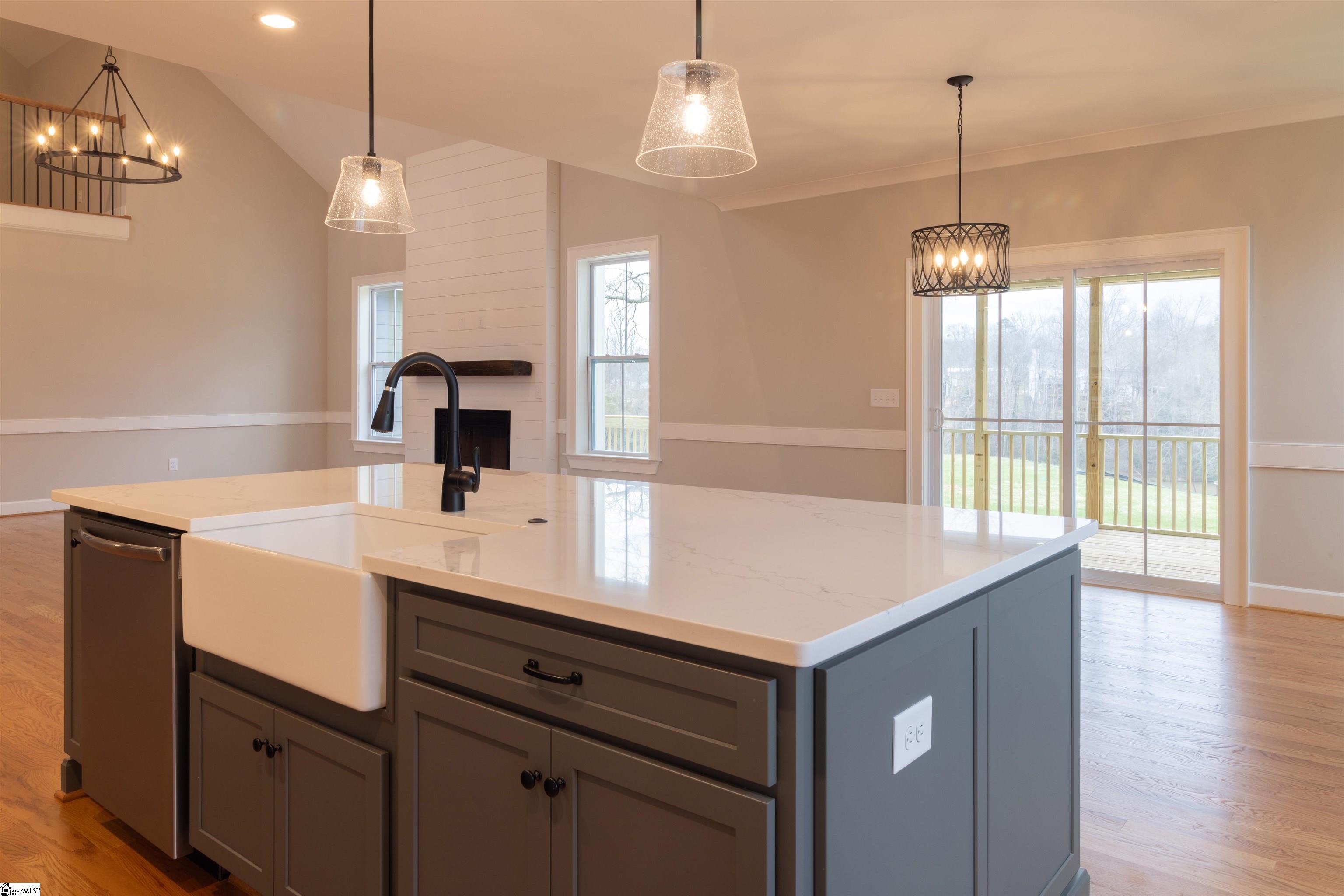 409 Plevin Way Pelzer, SC 29669 - Photo 8 of 36