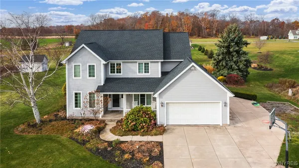 $399,999 | 1258 Lakepointe Drive, Newfane, NY 14008