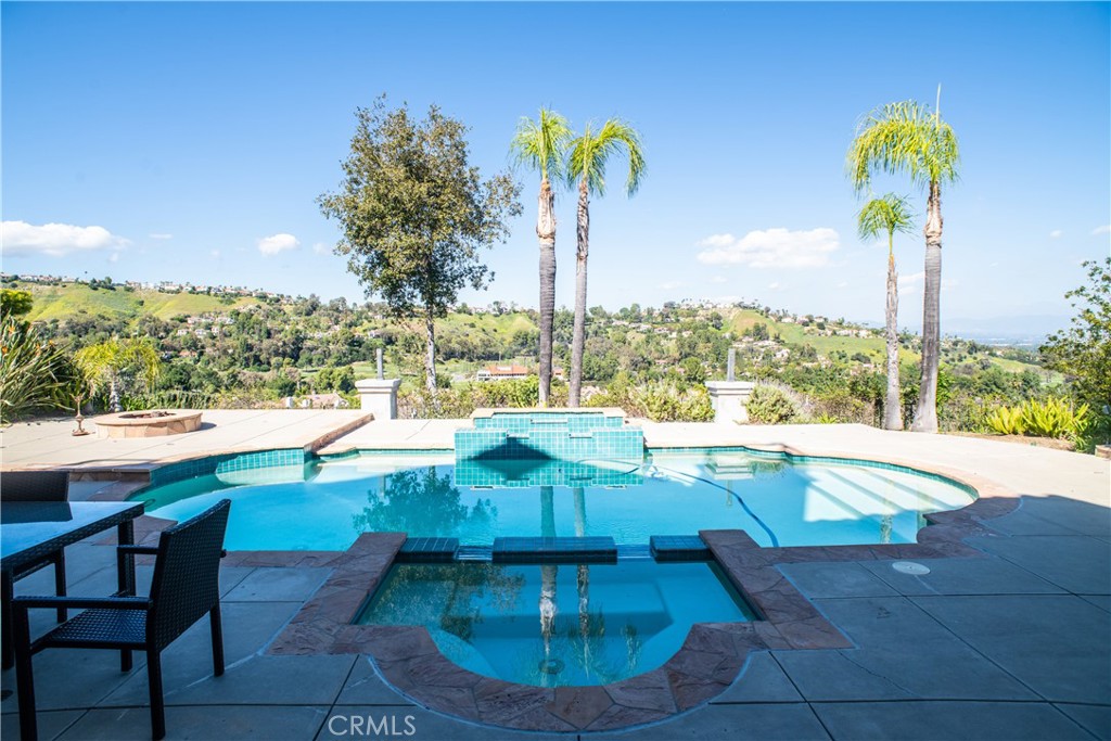24825 Alexandra Court Calabasas, CA 91302 - Photo 23 of 41