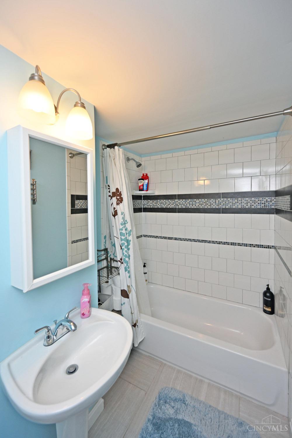 6140 Tulane Road Cincinnati, OH 45212 - Photo 42 of 51