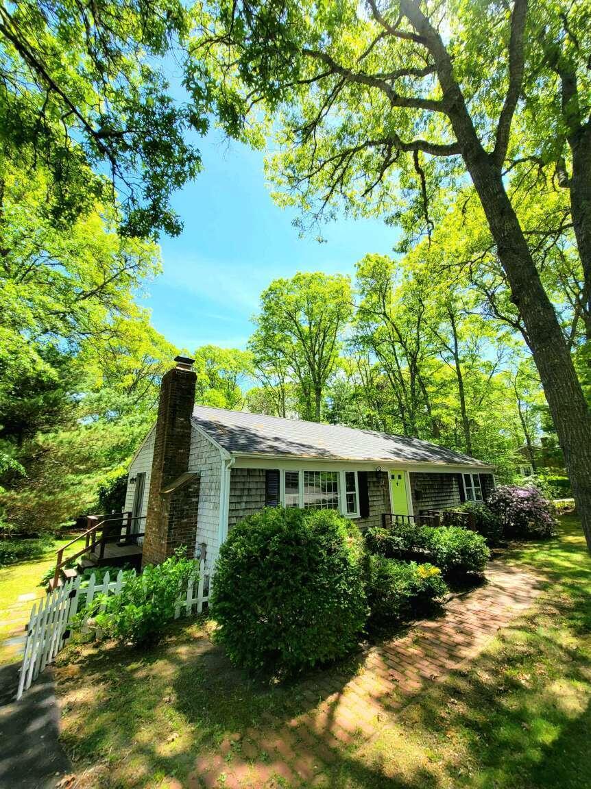 107 Scituate Road Mashpee, MA 02649 - Photo 17 of 23 Roy.17