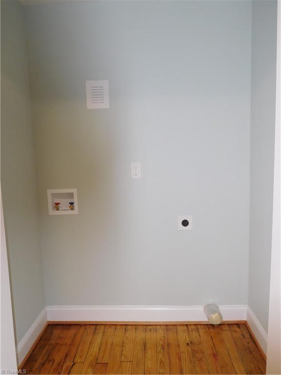 2126 Polo Road Winston-Salem, NC 27106 - Photo 15 of 33 Laundry.