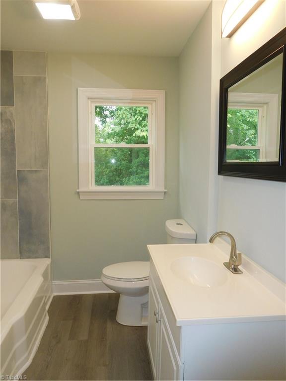 2126 Polo Road Winston-Salem, NC 27106 - Photo 21 of 33 Hall Full Bathroom. New Flooring, fixtures and vanity.