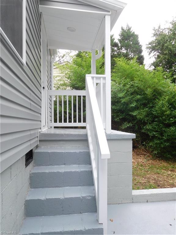 2126 Polo Road Winston-Salem, NC 27106 - Photo 26 of 33 Back covered porch.