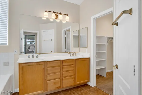 $2,399 | 8940 Emery Lake Street, Las Vegas, NV 89123
