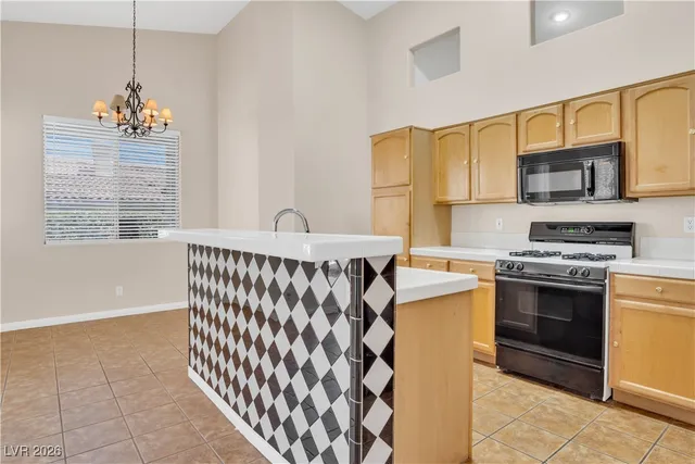 $2,450 | 8940 Emery Lake Street, Las Vegas, NV 89123