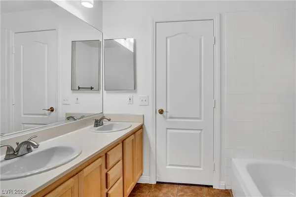 $2,399 | 8940 Emery Lake Street, Las Vegas, NV 89123