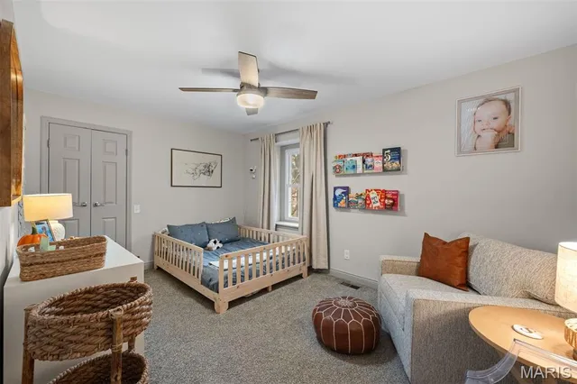 $5,000 | 12122 Royal Valley Drive, St. Louis, MO 63141