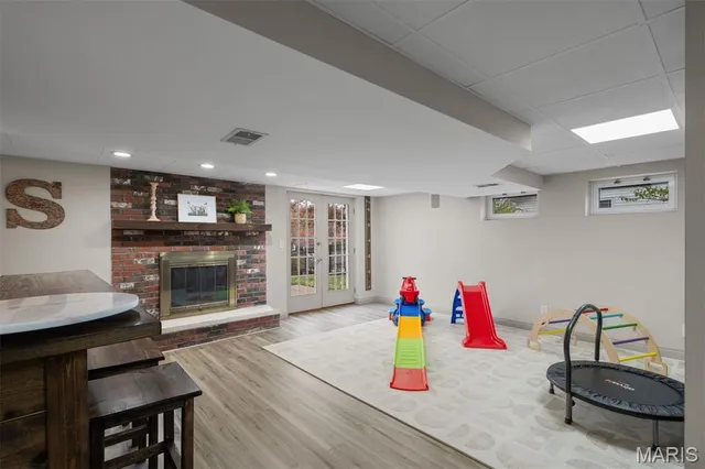 $5,000 | 12122 Royal Valley Drive, St. Louis, MO 63141