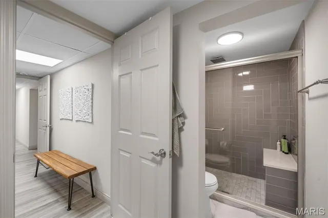 $5,000 | 12122 Royal Valley Drive, St. Louis, MO 63141