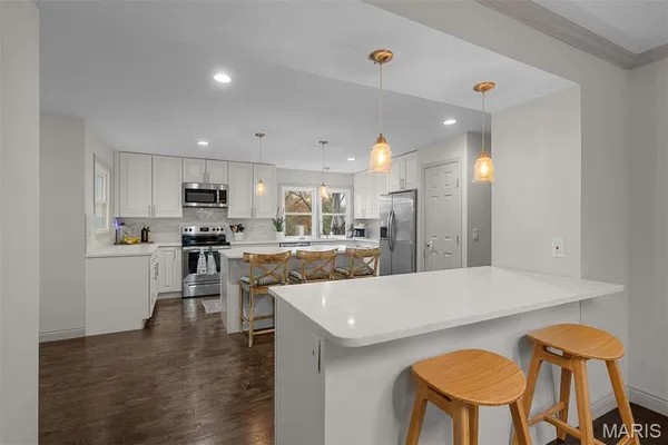 $4,500 | 12122 Royal Valley Drive, Creve Coeur, MO 63141