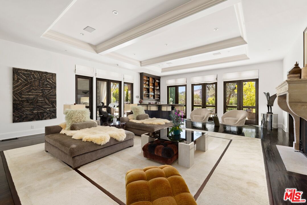 12705 Chalon Road Los Angeles, CA 90049 - Photo 14 of 47