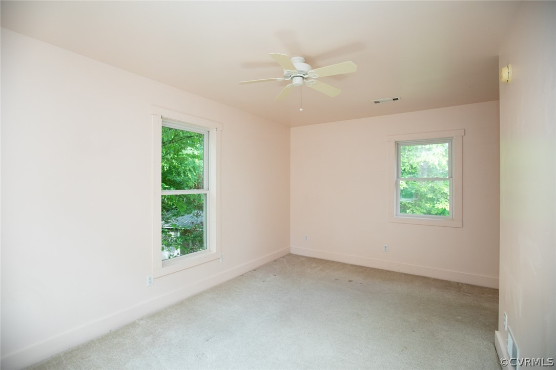 1771 Saw Mill Road Farmville, VA 23901 - Photo 30 of 48 an empty room with a window