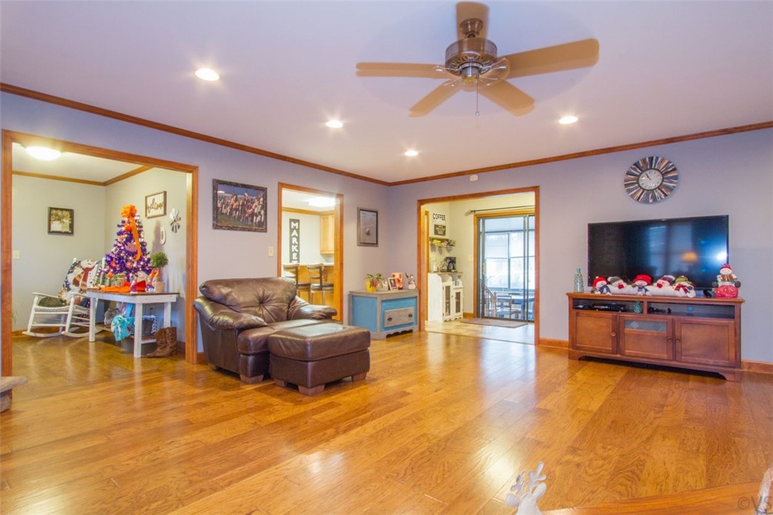 116 Boxwood Lane Anderson, SC 29621 - Photo 6 of 34 Gallery Image 6