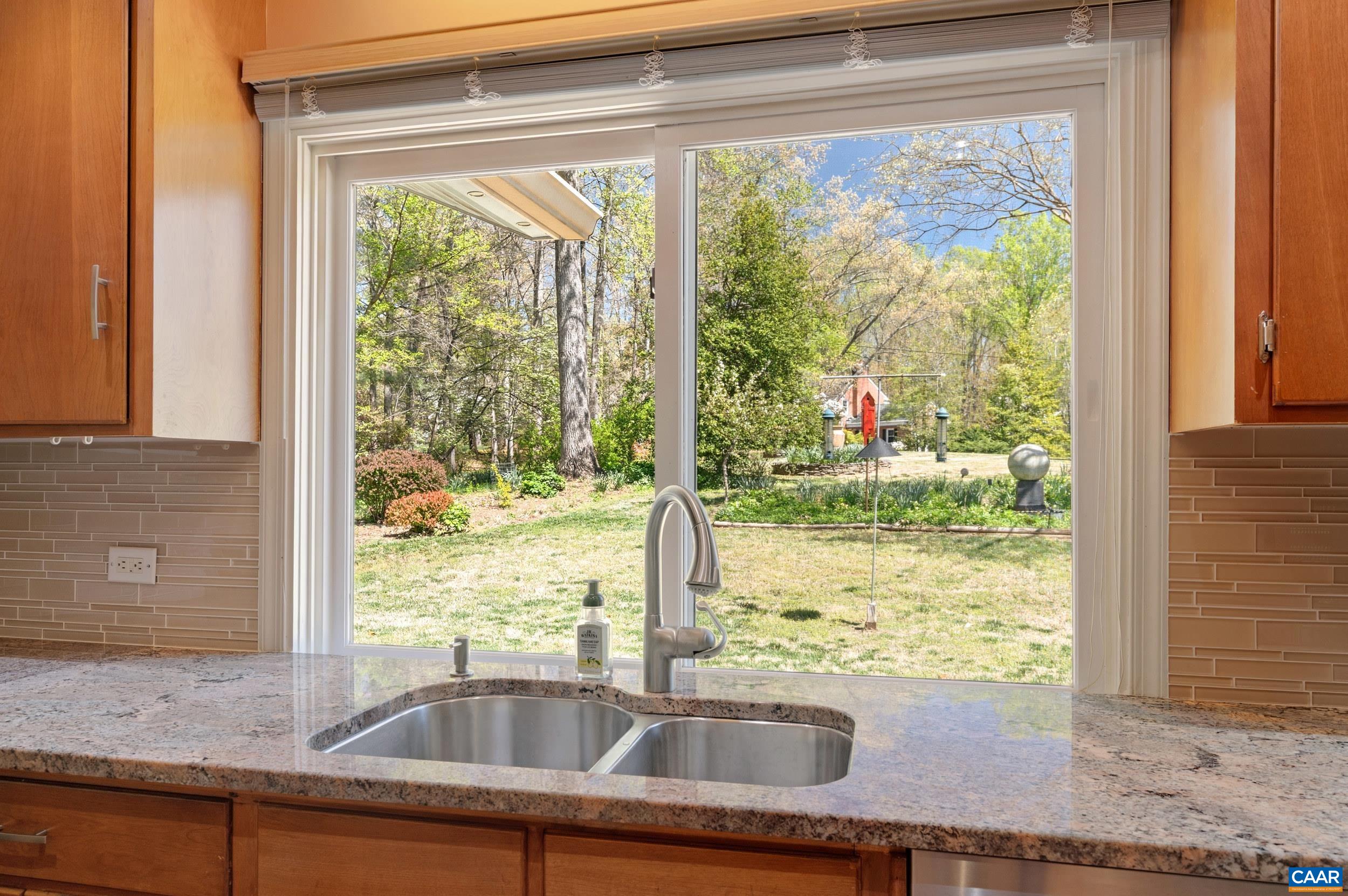 103 Powhatan Circle Charlottesville, VA 22901 - Photo 21 of 75