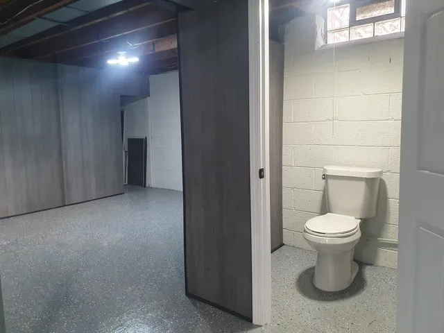 $189,000 | 20945 Parkcrest Drive, Harper Woods, MI 48225