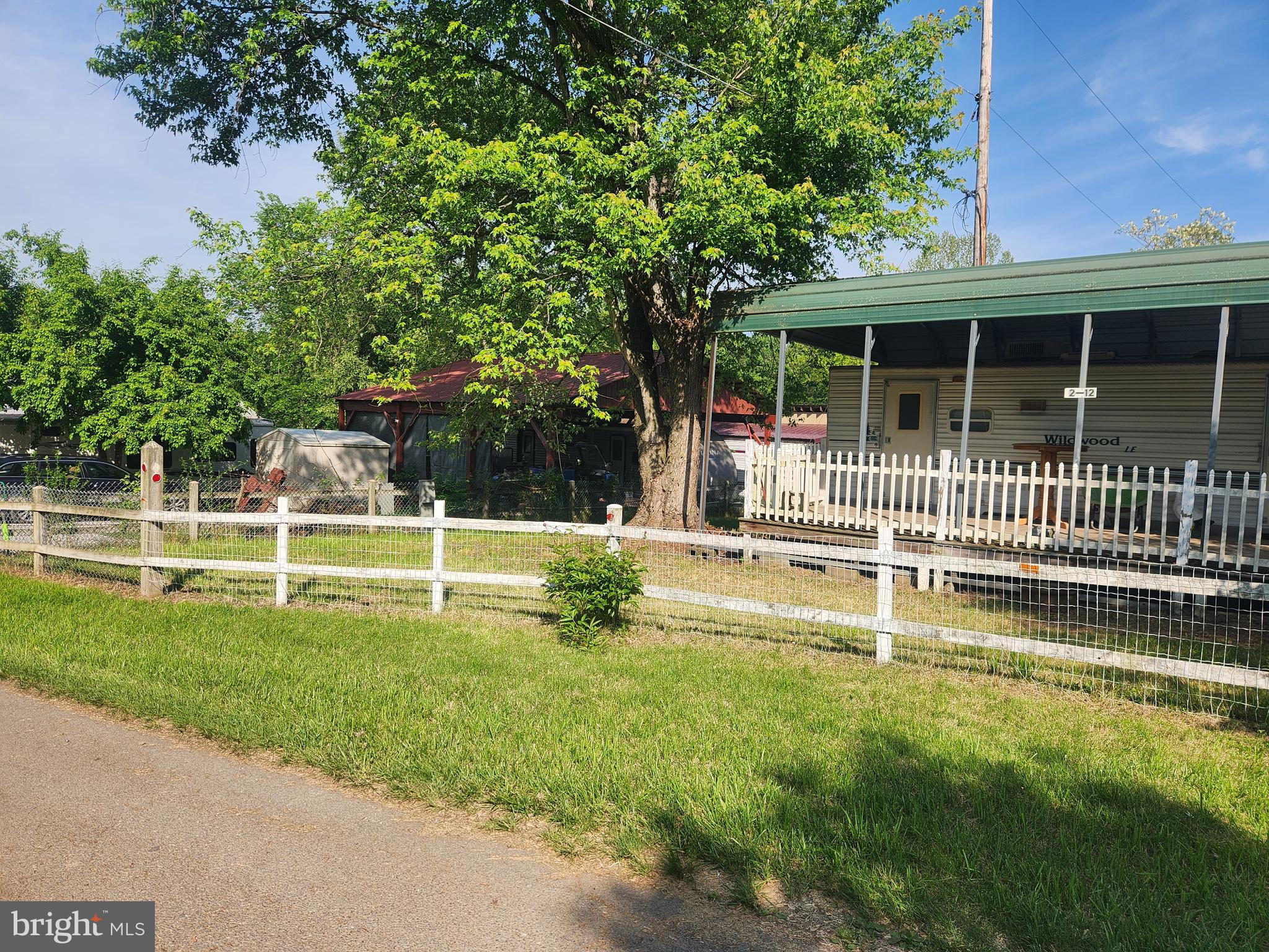12 Cindy Circle Falling Waters, WV 25419 - Photo 2 of 14