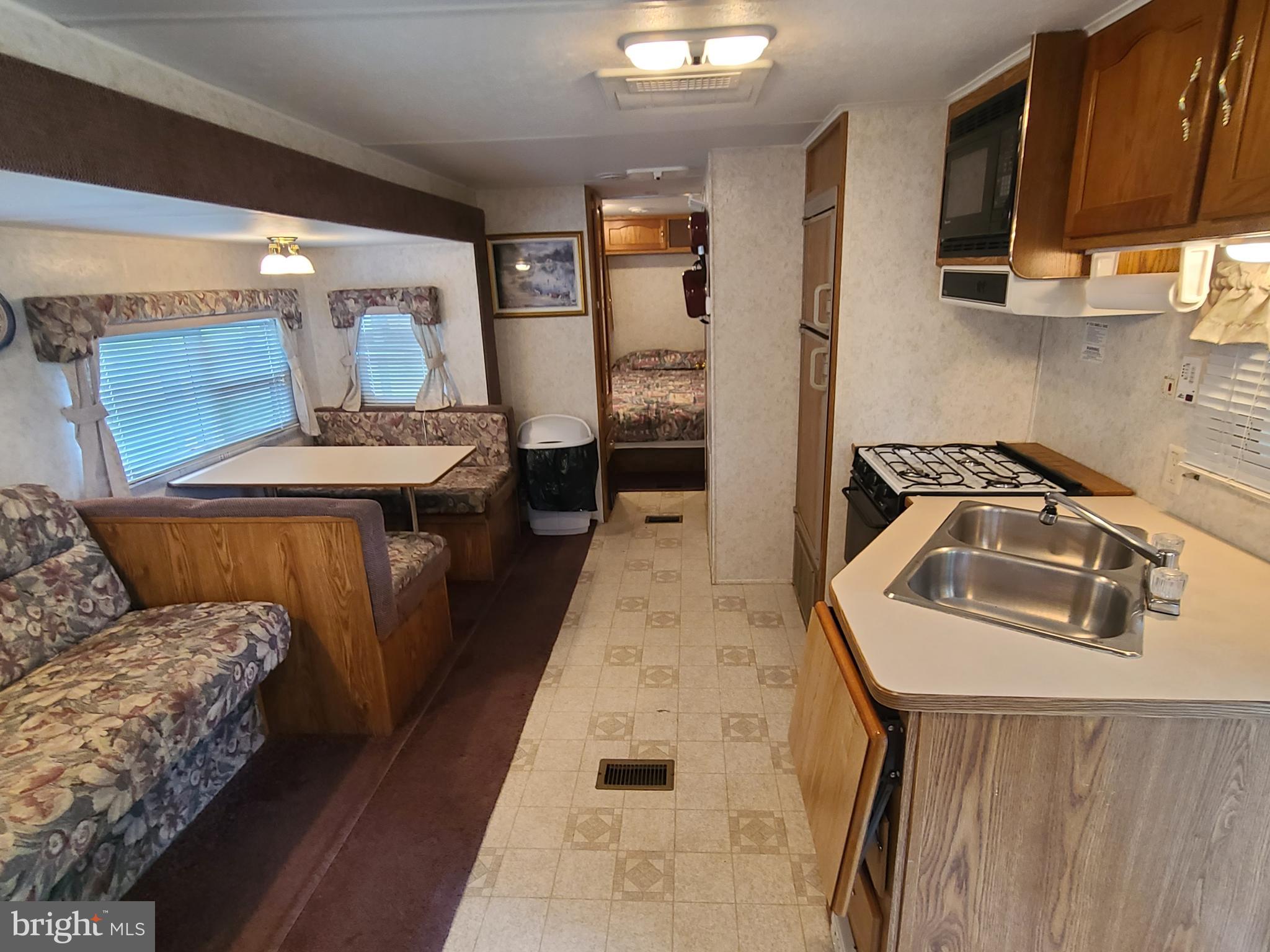 12 Cindy Circle Falling Waters, WV 25419 - Photo 7 of 14