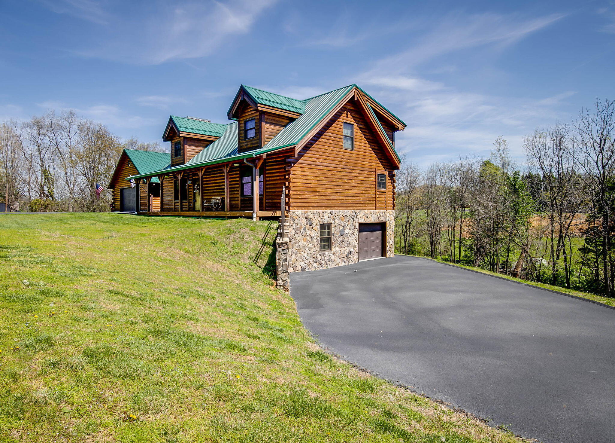 120 Cedar Point Road Johnson City, TN 37601 - Photo 3 of 65 - (43)