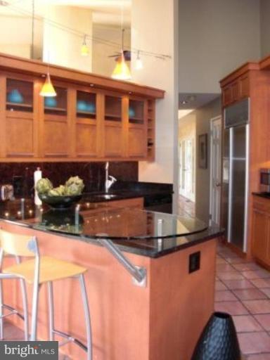 11575 Greenwich Point Road Reston, VA 20194 - Photo 14 of 23 Kitchen