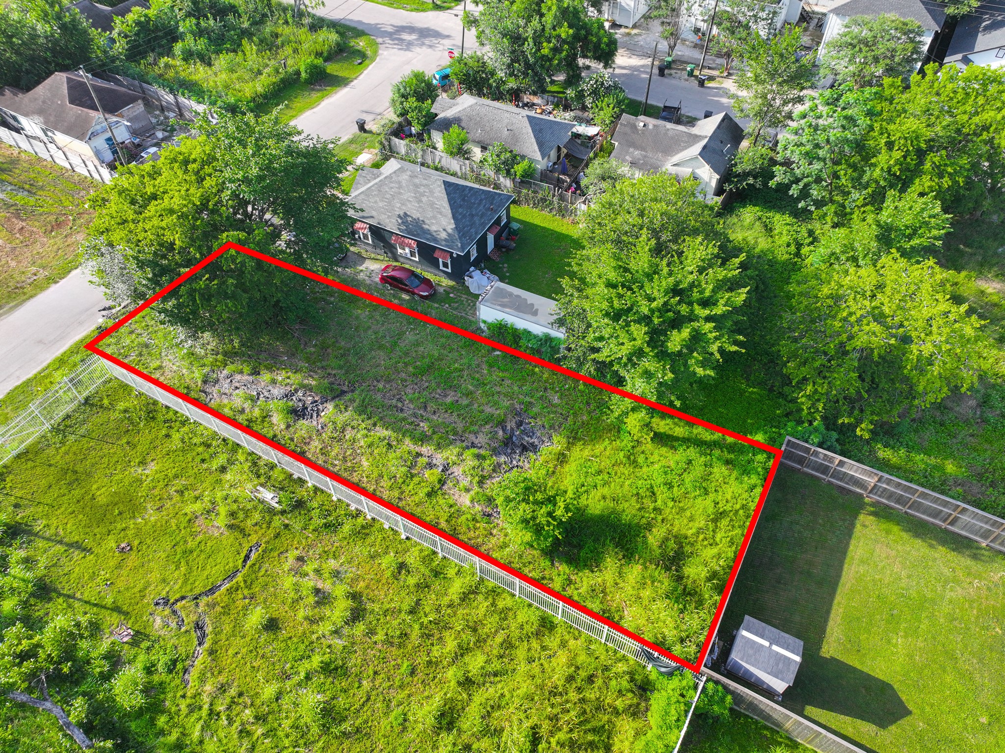 1807 Davis Street Houston, TX 77026 - Photo 3 of 13