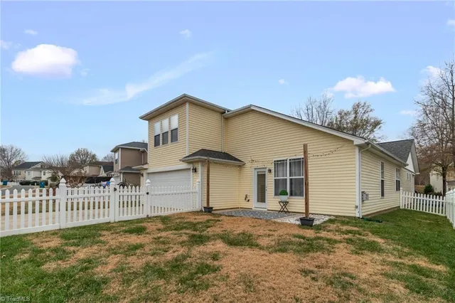 $418,000 | 154 North Forke Drive, Bermuda Run, NC 27006