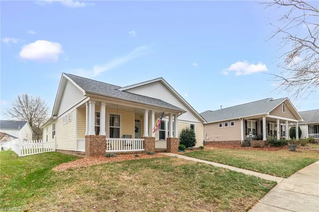 $418,000 | 154 North Forke Drive, Bermuda Run, NC 27006