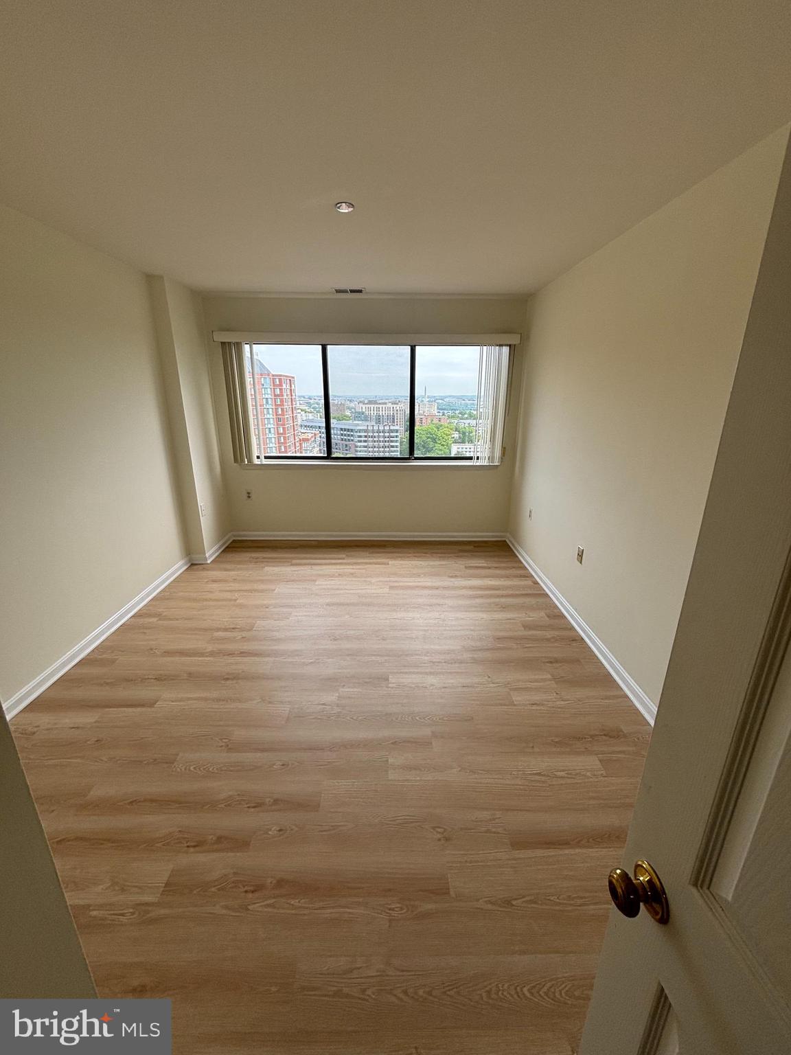 1301 North Courthouse Road, Unit 1706 Arlington, VA 22201 - Photo 17 of 20