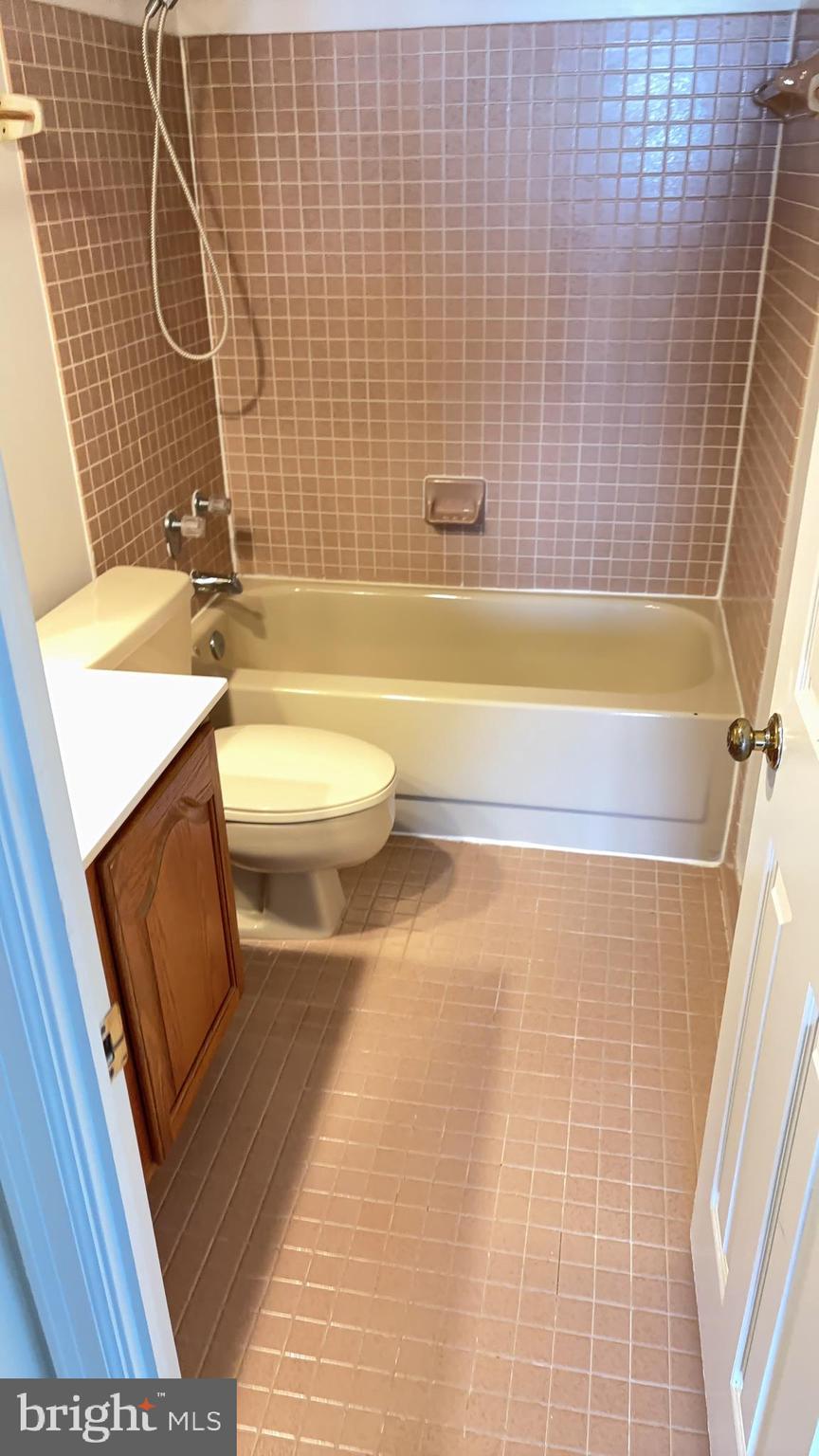 1301 North Courthouse Road, Unit 1706 Arlington, VA 22201 - Photo 19 of 20