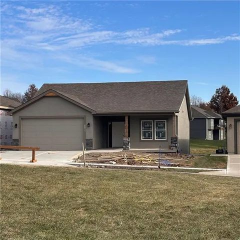 $456,200 | 2125 Greenfield Drive, Kearney, MO 64060