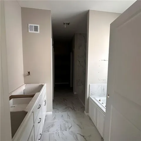 $456,200 | 2125 Greenfield Drive, Kearney, MO 64060