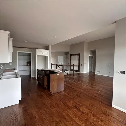 $456,200 | 2125 Greenfield Drive, Kearney, MO 64060