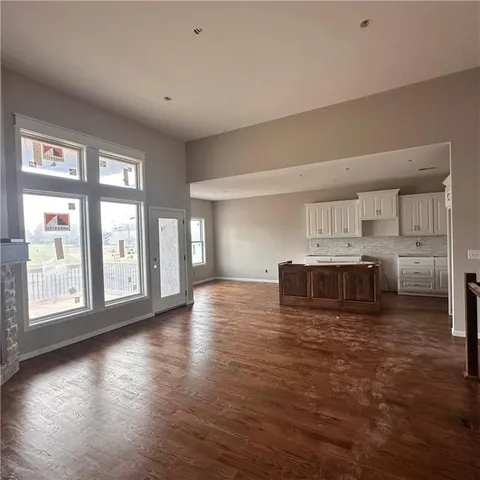 $456,200 | 2125 Greenfield Drive, Kearney, MO 64060